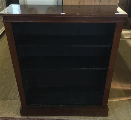 Mahogany dwarf bookcase